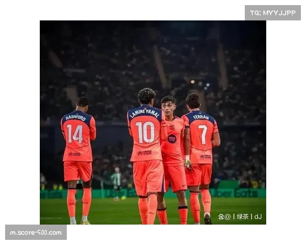 巴萨高位逼抢战术面临挑战 对手针对性打击后场空当成联赛新趋势